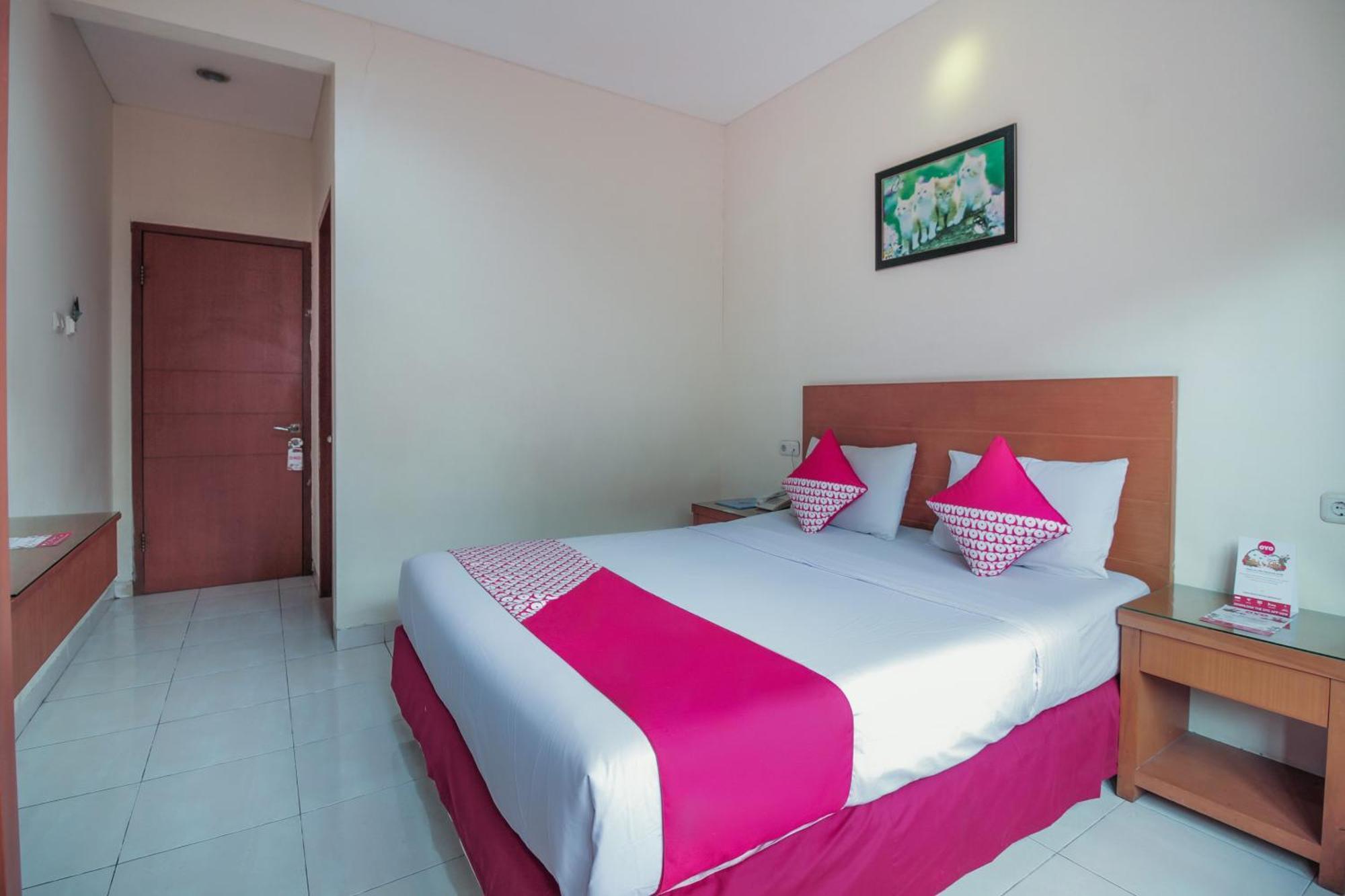 Capital O Galaxy Inn Бандунг Екстериор снимка