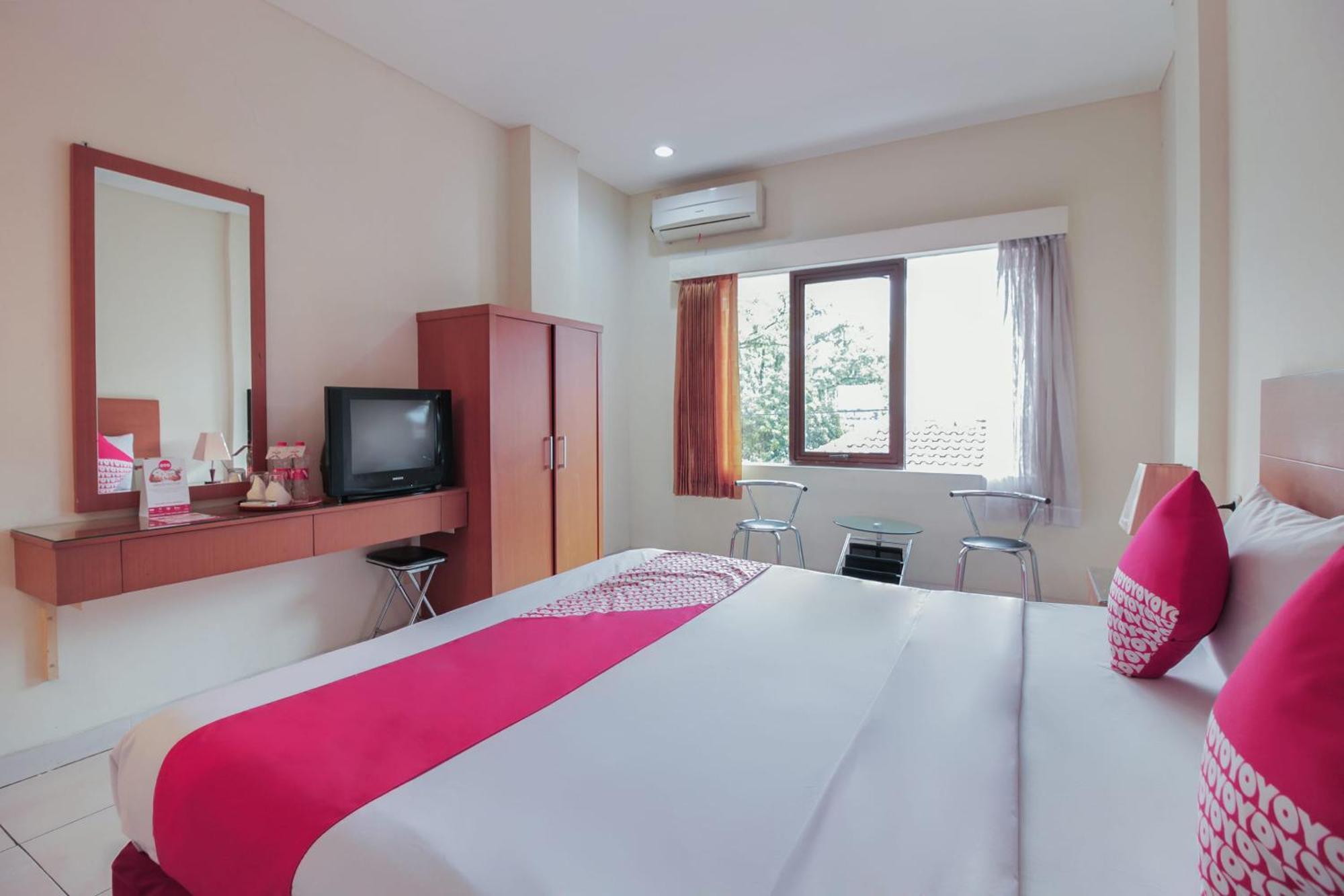 Capital O Galaxy Inn Бандунг Екстериор снимка